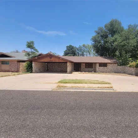 Image 2 - 1602 Custer Avenue, Odessa, TX 79761, USA - House for sale