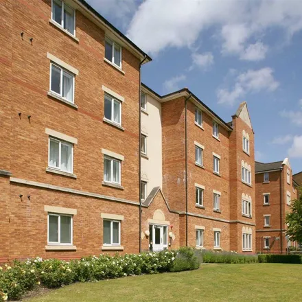 Rent this 2 bed apartment on Clos Dewi Sant in Cardiff, CF11 9EW