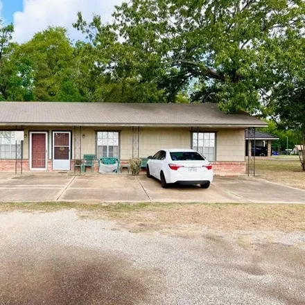 Image 3 - 105 Farm-to-Market Road 2022, Crockett, TX 75835, USA - House for sale