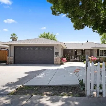 Buy this 3 bed house on 1518 Ensenada Drive in Modesto, CA 95355