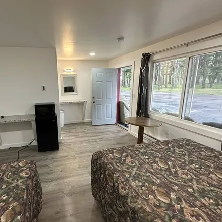 Rent this 1 bed house on Wisconsin Dells in WI, 53965