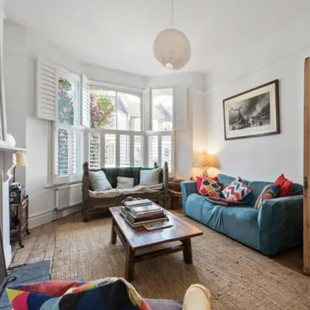 Image 3 - 12 Linden Avenue, Brondesbury Park, London, NW10 5QY, United Kingdom - Townhouse for rent