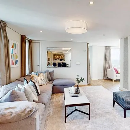 Rent this 4 bed apartment on 215-217 Edgware Road in London, W2 1ES