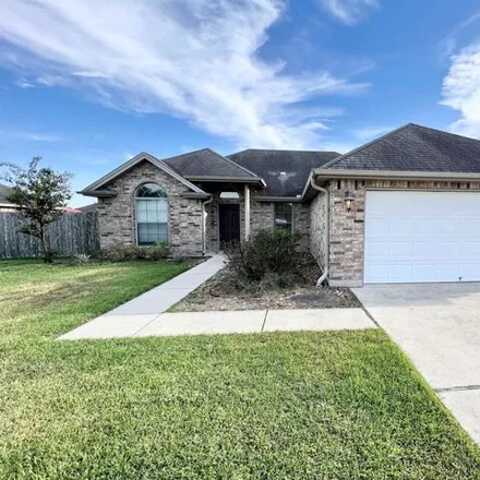 Rent this 3 bed house on 5449 Westchase Loop in Hardin County, TX 77657