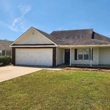 Rent this 3 bed house on 272 Wynfield Lane in Warner Robins, GA 31005