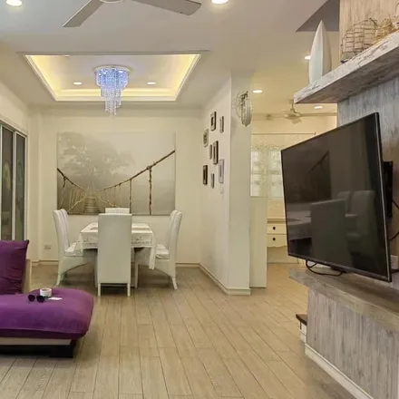 Rent this 4 bed house on Pattaya in Changwat Chon Buri, Thailand