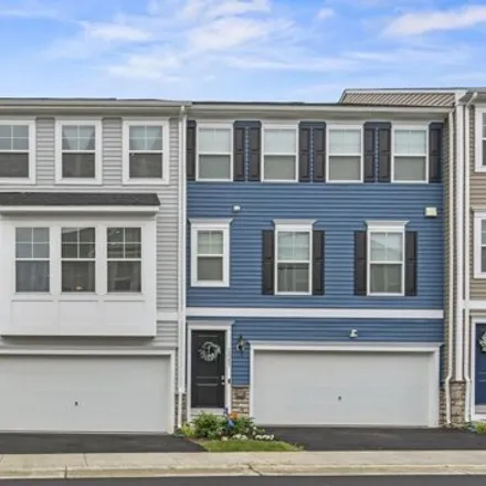 Buy this 3 bed house on Summit Pointe Drive in Dumfries, VA 22172