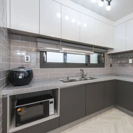 Rent this studio house on 28-4 in Onpyeongseo-ro, Seongsan-eup