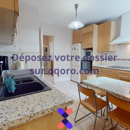Rent this 5 bed apartment on 71 Rue Pré Gaudry in 69007 Lyon, France