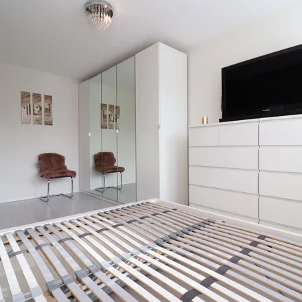 Rent this 4 bed apartment on Agaatvlinder 21 in 1113 KL Diemen, Netherlands