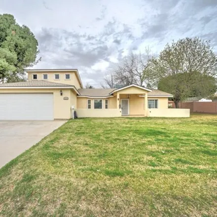 Image 1 - 4110 East Wilshire Drive, Phoenix, AZ 85008, USA - House for rent