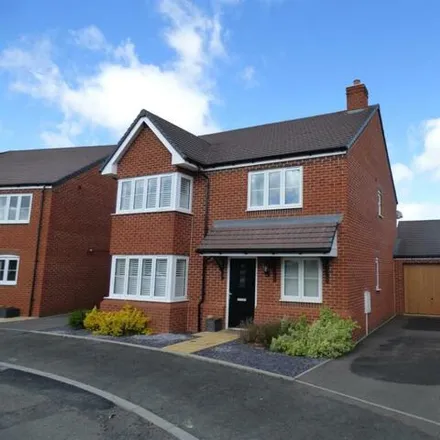 Buy this 4 bed house on Kingston Close in Welland, WR13 6LZ