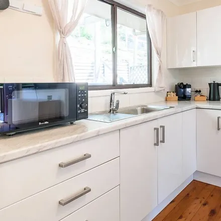 Rent this 2 bed house on Hardys Bay NSW 2257