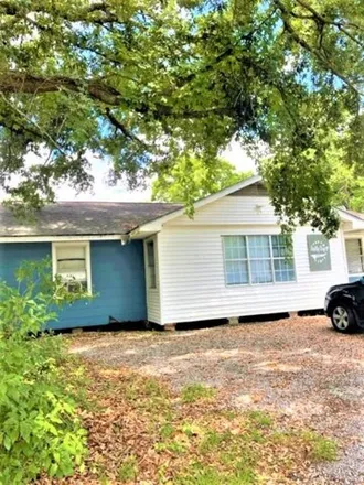 Buy this 3 bed house on 150 Vernon Street in Vidor, TX 77662