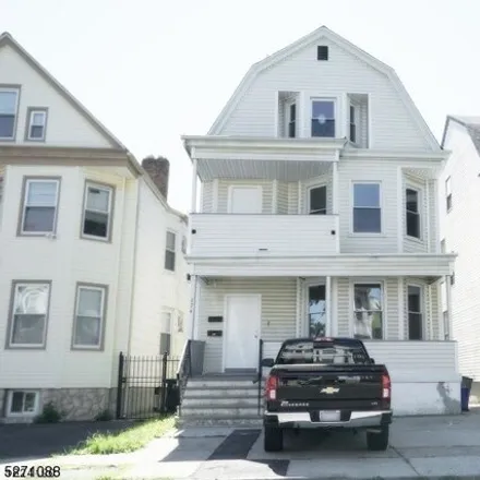 Rent this 3 bed house on Park Avenue Church of Christ in North 16th Street, Ampere
