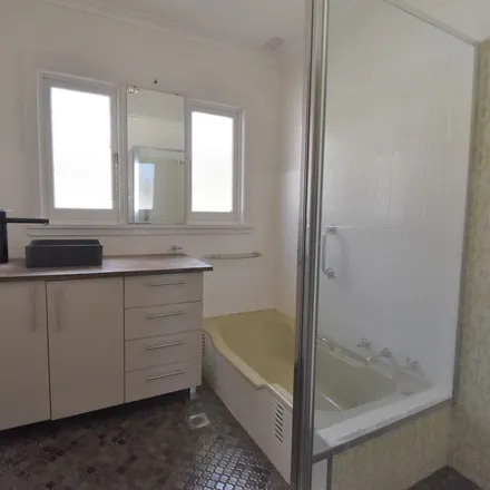 Rent this 3 bed apartment on Rocket Street in Bathurst NSW 2795, Australia