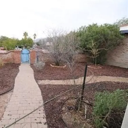Image 7 - 2564 East Helen Street, Tucson, AZ 85716, USA - House for rent