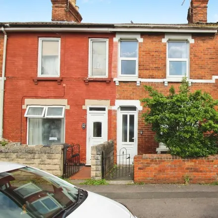 Rent this 2 bed townhouse on Ponting Street in Swindon, SN1 2BN