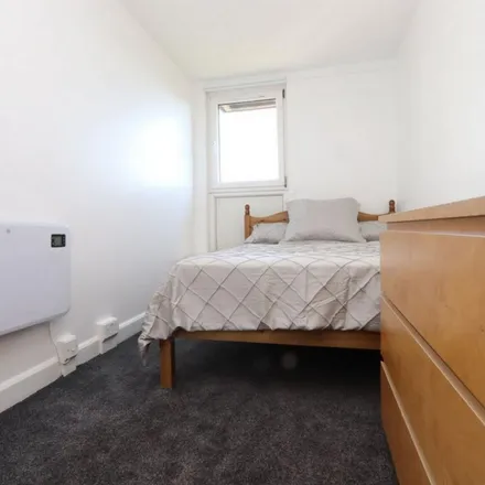 Rent this 4 bed apartment on 1-6 Crayford Mews in Bakers Field, London