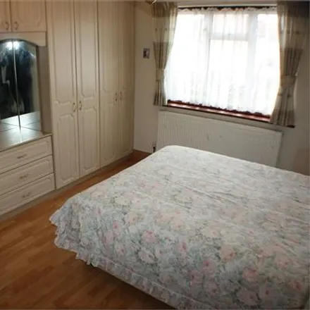 Image 5 - Kingshill Drive, London, HA3 8TE, United Kingdom - Duplex for rent