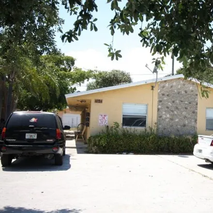 Rent this 2 bed house on 1075 South F Street in Lake Worth Beach, FL 33460