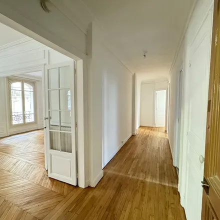 Image 5 - 99 Rue Damrémont, 75018 Paris, France - Apartment for rent