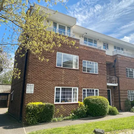 Rent this 2 bed apartment on Cole Court in London Road, London