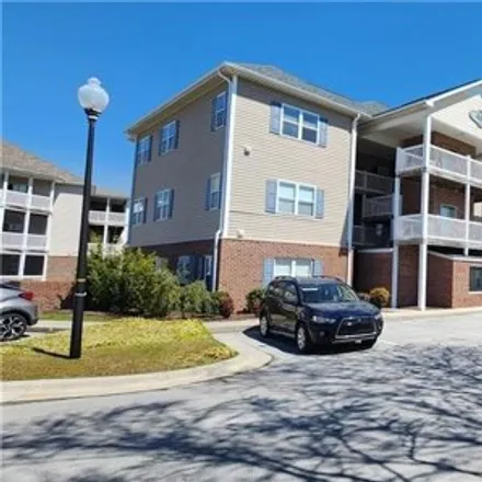 Buy this 3 bed condo on 455 Penny Lane in Morehead City, NC 28557