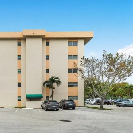Buy this 2 bed condo on 255 Southwest 1st Street in Royal Oak Hills, Boca Raton