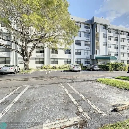 Rent this 1 bed condo on unnamed road in Coral Springs, FL 33065