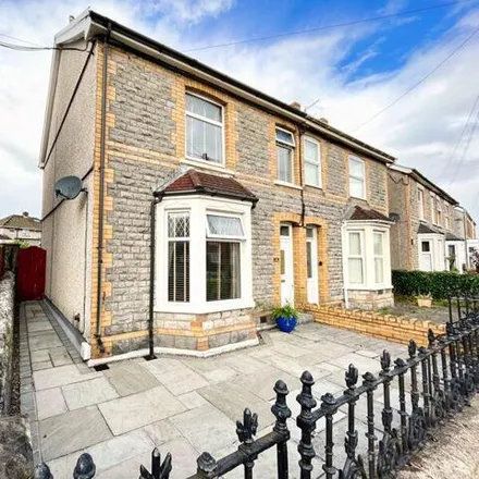 Buy this 4 bed duplex on Porthcawl Road in North Cornelly, CF33 4AW