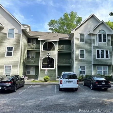 Buy this 2 bed condo on 6715 Willowbrook Drive in Loch Lommond, Fayetteville