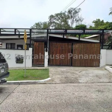 Buy this 4 bed house on Avenida Rio De Janeiro in 0818, Bethania