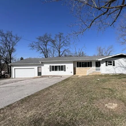 Buy this 3 bed house on 273 East 10th Street in Willow Springs, Howell County
