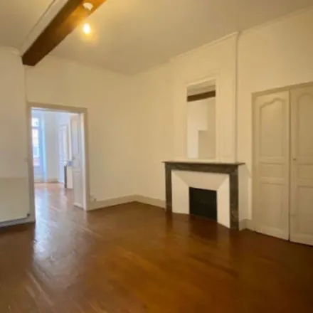Rent this 3 bed apartment on 2 Rue du Poids de l'Huile in 31000 Toulouse, France
