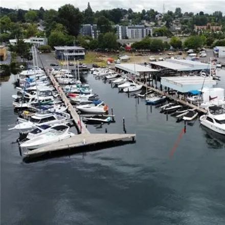 Image 4 - Parkshore Marina, Seward Park Avenue South, Seattle, WA 98118, USA - House for sale