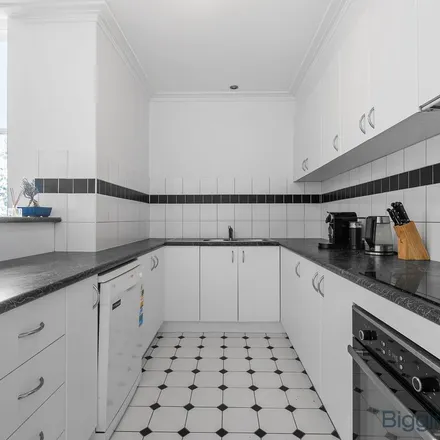 Image 2 - 101-309 Gatehouse Place, Maribyrnong VIC 3032, Australia - Apartment for rent