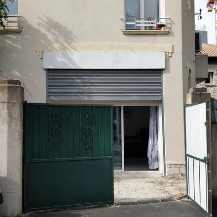 Image 2 - 26 Rue de Claret, 34060 Montpellier, France - Apartment for rent
