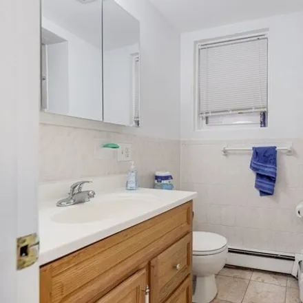 Image 6 - 149 Endicott Street, Boston, MA 02113, USA - Apartment for rent