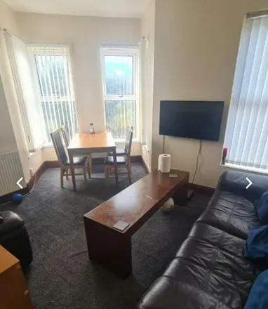 Rent this 4 bed townhouse on Hill Top Street in Leeds, LS6 1NW