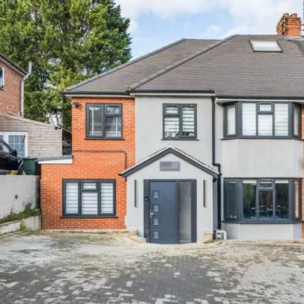 Image 1 - New Road Close, High Wycombe, HP12 4LE, United Kingdom - Duplex for sale