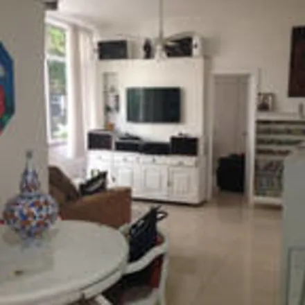 Image 5 - Rio de Janeiro, Laranjeiras, RJ, BR - Apartment for rent