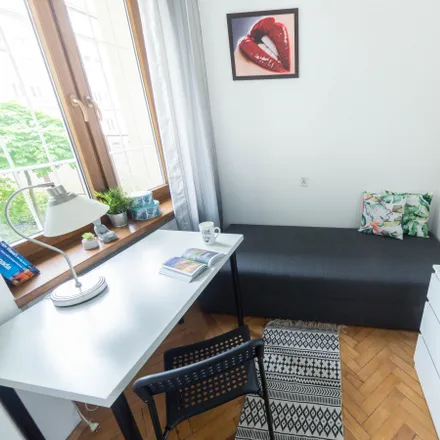 Rent this 4 bed room on Rzeźnicza 6 in 31-540 Krakow, Poland