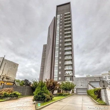 Image 1 - Vernon Tower, 31st Drive, New York, NY 11106, USA - Condo for rent