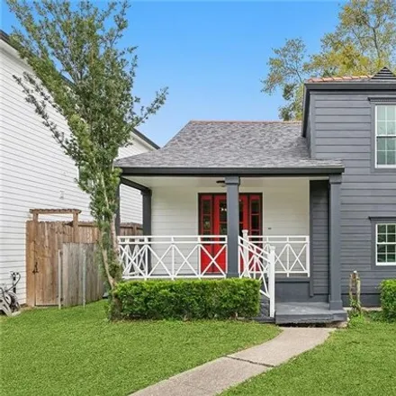 Rent this 3 bed house on 6063 Louisville Street in Lakeview, New Orleans