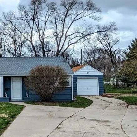 Buy this 2 bed house on 153 South 14th Street in Norfolk, NE 68701