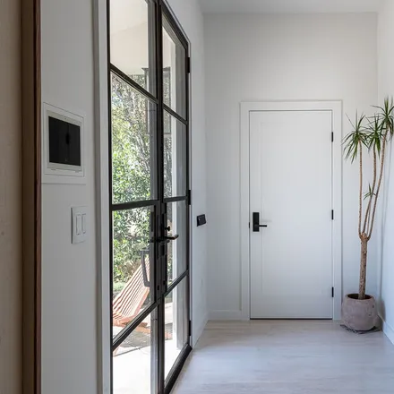 Image 4 - 1120 Galloway Street, Los Angeles, CA 90272, USA - House for sale