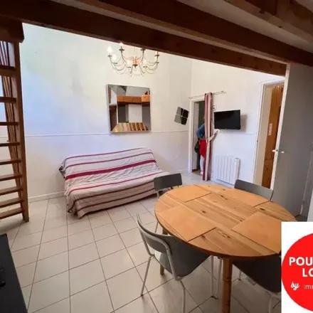 Rent this 1 bed apartment on Hôtel de Ville de Boulogne-sur-Mer in Place Godefroy de Bouillon, 62200 Boulogne-sur-Mer