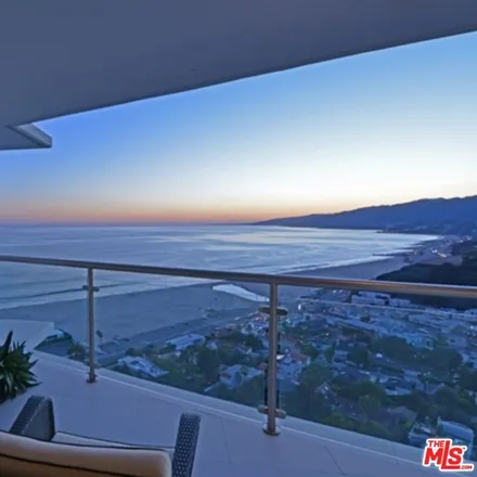 Image 7 - Ocean Avenue, Santa Monica, CA 90402, USA - House for rent