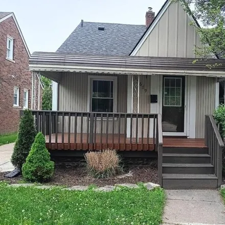 Buy this 3 bed house on 15687 Ash Avenue in Eastpointe, MI 48021